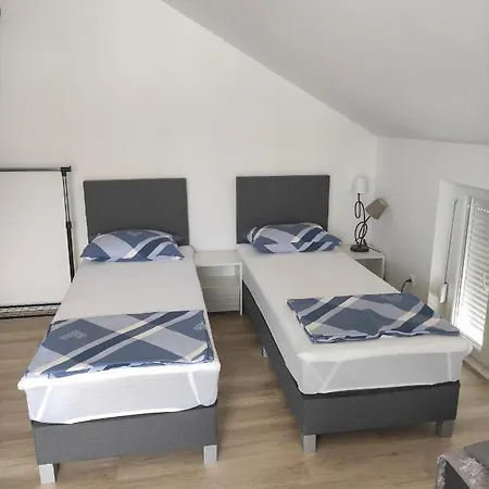 Markovi Konaci * Trebinje