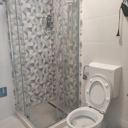 Markovi Konaci * 特雷比涅